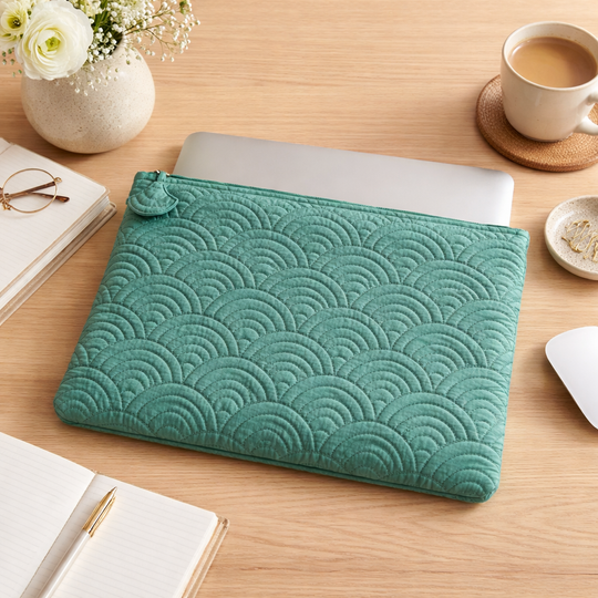 14 Inch Malachite Arc Quilted Laptop Sleeve
